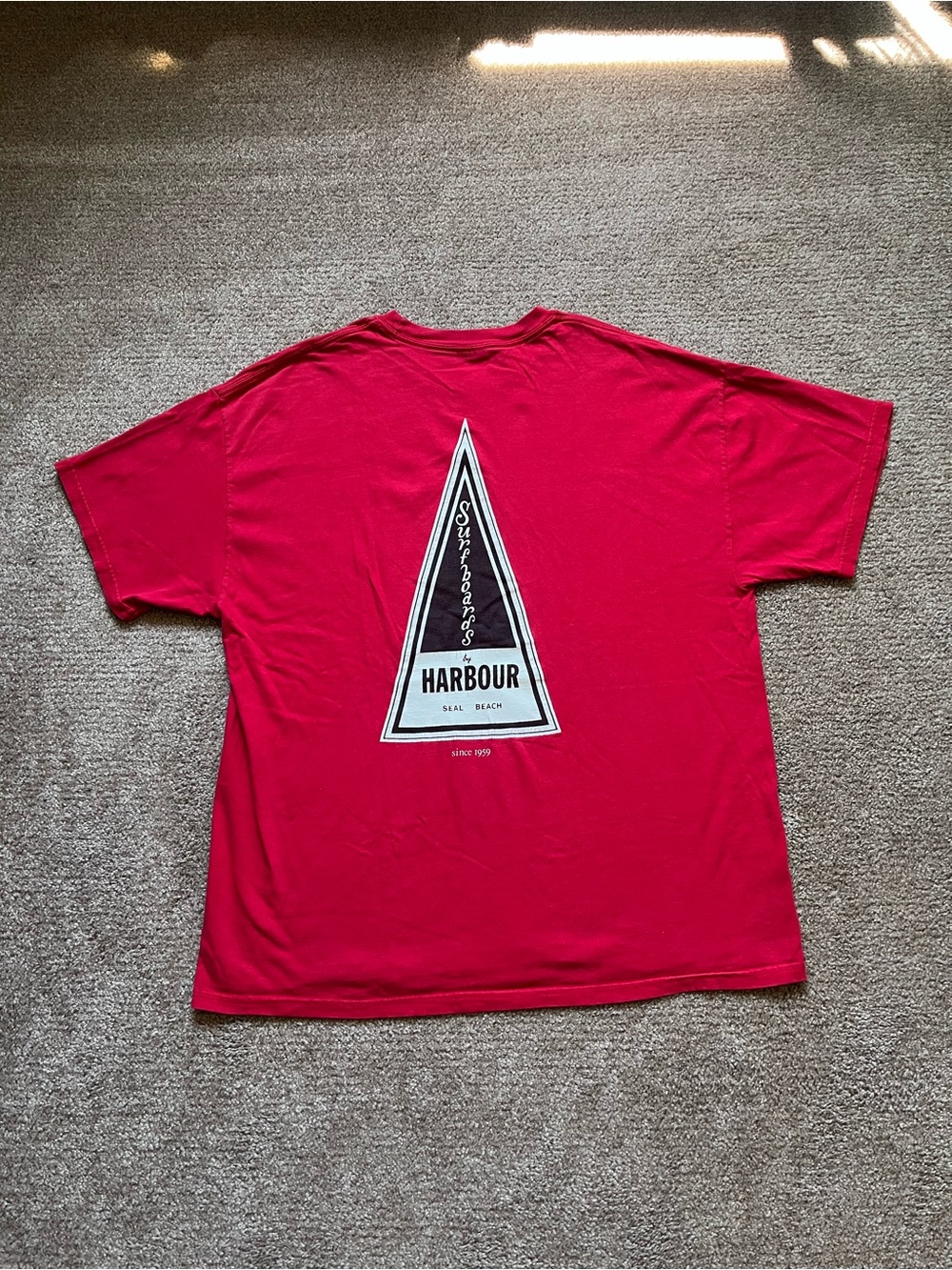 VTG 00’s / Y2K Harbour Surfboards Red Tee